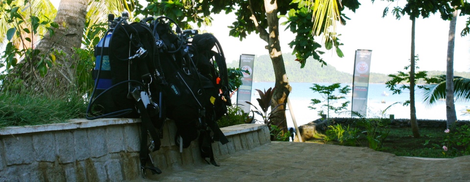 Diving Center 960x372.jpg